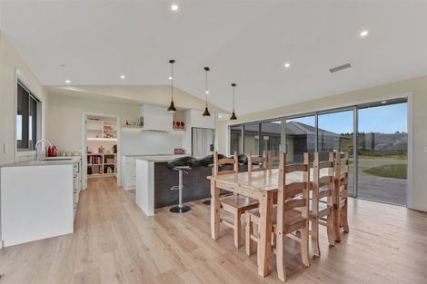 Photo of property in 24 Mahoe Close, Upper Moutere, 7173