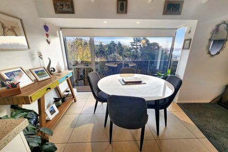 Photo of property in 29 Burns Road, Hospital Hill, Napier, 4110