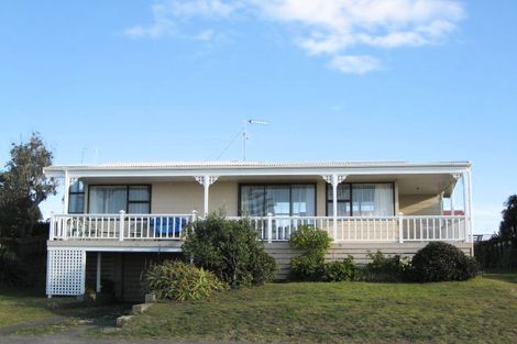 Photo of property in 216 Ocean Road, Ohope, 3121
