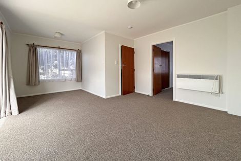 Photo of property in 2/154 Onepu Road, Lyall Bay, Wellington, 6022