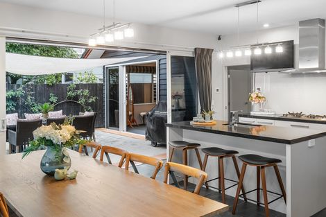 Photo of property in 10 Lake Drive, Karaka, Papakura, 2113