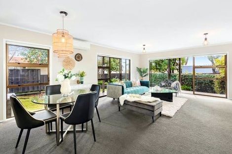 Photo of property in 1/322 Te Atatu Road, Te Atatu South, Auckland, 0610