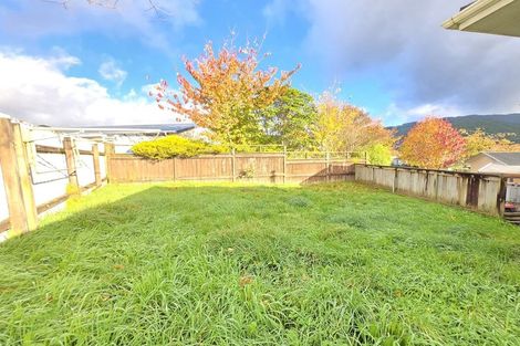 Photo of property in 21 Moonstone Grove, Birchville, Upper Hutt, 5018