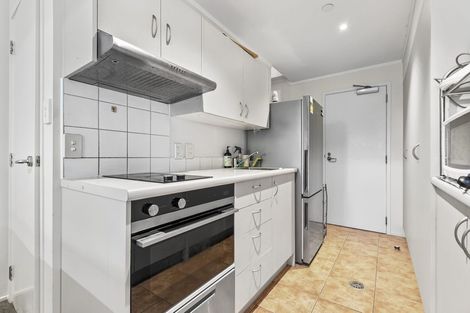 Photo of property in 2b/30 Westward Ho, Glen Eden, Auckland, 0602