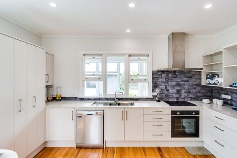 Photo of property in 715 Windsor Avenue, Parkvale, Hastings, 4122