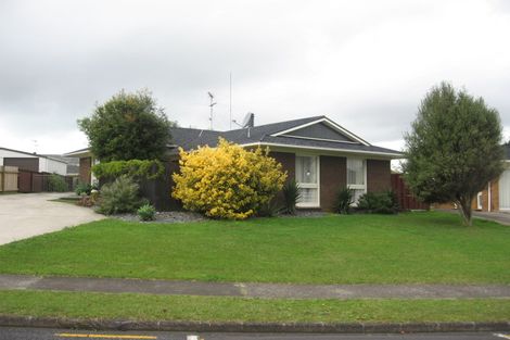 Photo of property in 18 Walworth Avenue, Pakuranga Heights, Auckland, 2010
