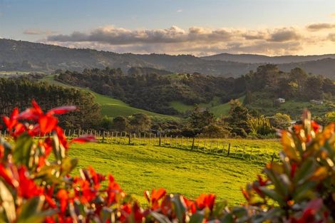 Photo of property in 90 Mcentee Road, Waitakere, Auckland, 0816