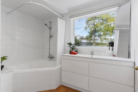 Photo of property in 52 Lincoln Street, Ponsonby, Auckland, 1021