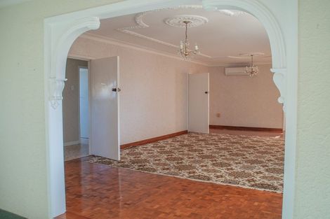 Photo of property in 173 Ngatai Road, Otumoetai, Tauranga, 3110