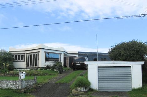 Photo of property in 14 Eatwell Avenue, Paraparaumu Beach, Paraparaumu, 5032