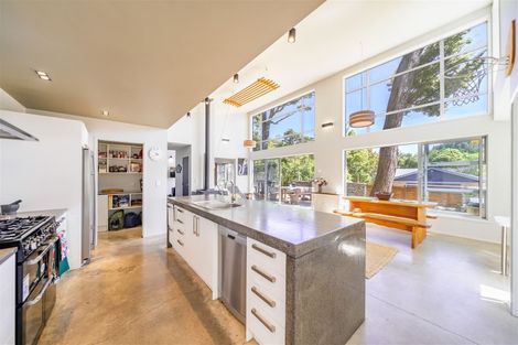 Photo of property in 27 Carlow Grove, Birchville, Upper Hutt, 5018