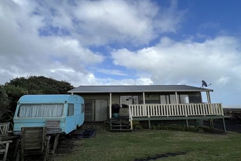 Photo of property in 11a Beach Road, Mokau, 4376