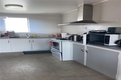 Photo of property in 130 Kew Road, Kew, Invercargill, 9812