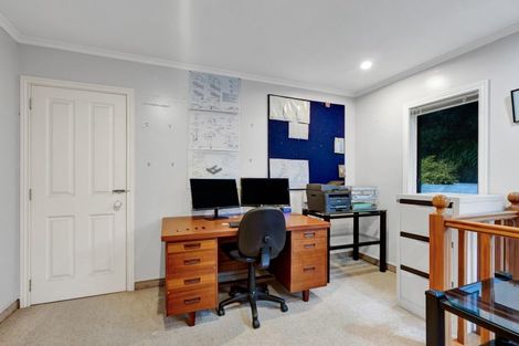 Photo of property in 23f Veale Road, Frankleigh Park, New Plymouth, 4310