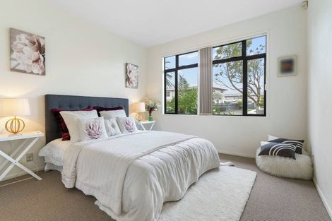 Photo of property in 118/2 Armoy Drive, East Tamaki, Auckland, 2016