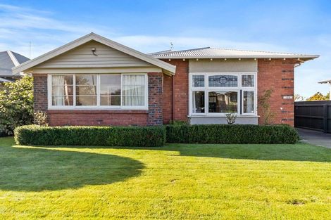 Photo of property in 53 Avenue Road, West End, Timaru, 7910