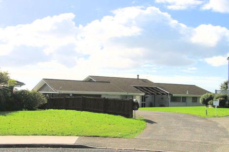 Photo of property in 6 Monde Place, Clover Park, Auckland, 2019