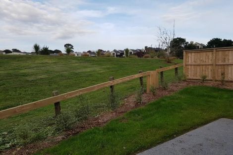 Photo of property in 10 Roto Lane, Pukekohe, 2120