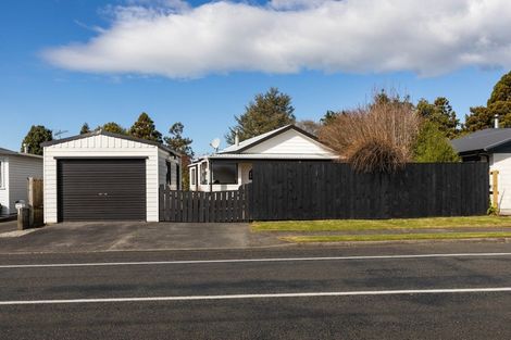 Photo of property in 517 Mangorei Road, Highlands Park, New Plymouth, 4312