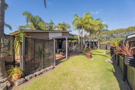 Photo of property in 4 Clipper Place, Whitianga, 3510