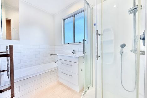 Photo of property in 109 Mackay Drive, Greenhithe, Auckland, 0632