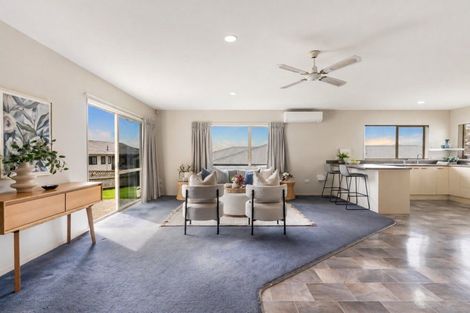 Photo of property in 61b Puriri Road, Pukekohe, 2120