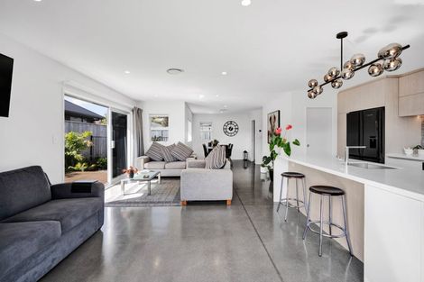 Photo of property in 1/20b Gordon Street, Glen Avon, New Plymouth, 4312