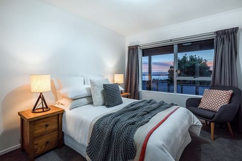 Photo of property in 17 Brigantine Drive, Beach Haven, Auckland, 0626