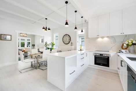 Photo of property in 48 Lambeth Road, Mount Eden, Auckland, 1041