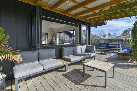 Photo of property in 6 Cape Grove, Haumoana, 4180