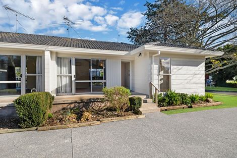 Photo of property in 11a Sharivari Place, Conifer Grove, Takanini, 2112