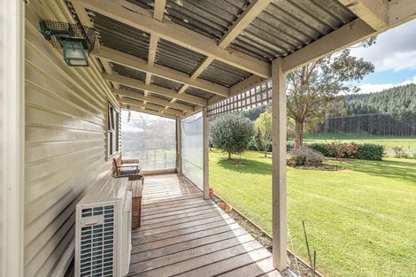 Photo of property in 574 No 3 Line, Okoia, Whanganui, 4582