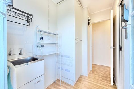 Photo of property in 109 Mackay Drive, Greenhithe, Auckland, 0632