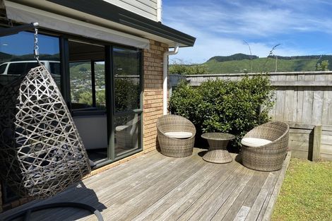 Photo of property in 3c Duncan Street, Tawa, Wellington, 5028