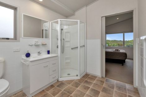 Photo of property in 16 Kelly Street, Baylys Beach, Dargaville, 0377