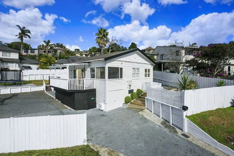 Photo of property in 62 Glencoe Road, Browns Bay, Auckland, 0630