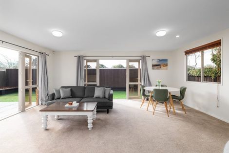Photo of property in 183 Estuary Road, South New Brighton, Christchurch, 8062
