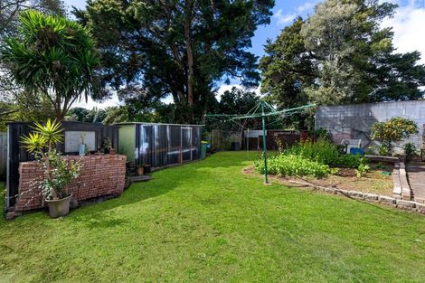 Photo of property in 48 Lawrence Crescent, Hillpark, Auckland, 2102