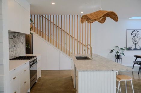 Photo of property in 490 Point Chevalier Road, Point Chevalier, Auckland, 1022