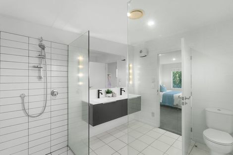 Photo of property in 16 Riverbank Road, Northwood, Christchurch, 8051