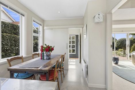 Photo of property in 30 Jubilee Road, Khandallah, Wellington, 6035
