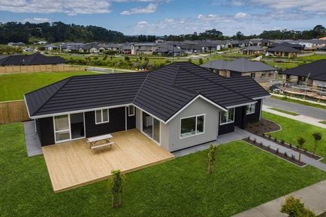 Photo of property in 15 Pitoitoi Drive, Riverhead, 0820