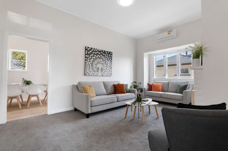 Photo of property in 85 Broadway, Stratford, 4332