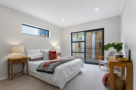 Photo of property in 17 Barrel Crescent, Swanson, Auckland, 0614