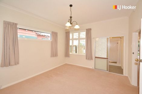 Photo of property in 141 Richardson Street, Saint Clair, Dunedin, 9012