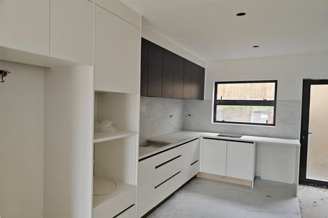 Photo of property in 13/13 Grove Lane, Pakuranga, Auckland, 2010