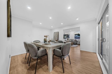 Photo of property in 55b Sheridan Drive, New Lynn, Auckland, 0600