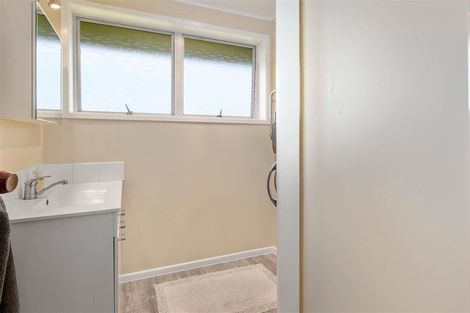 Photo of property in 3 Carter Drive, Pomare, Rotorua, 3015