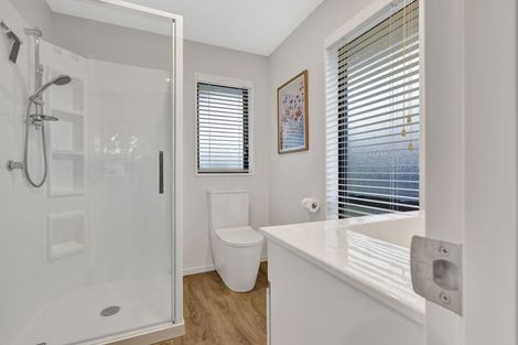 Photo of property in 3 Cox Lane, Amberley, 7410
