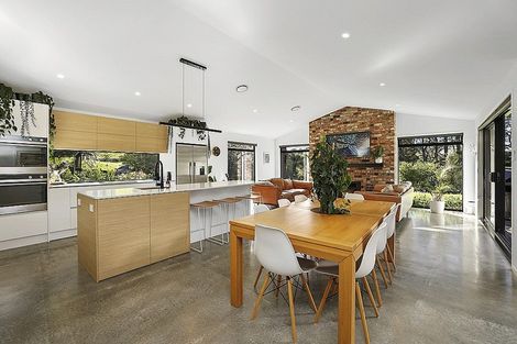 Photo of property in 68 Parrs Road, Hurworth, New Plymouth, 4371